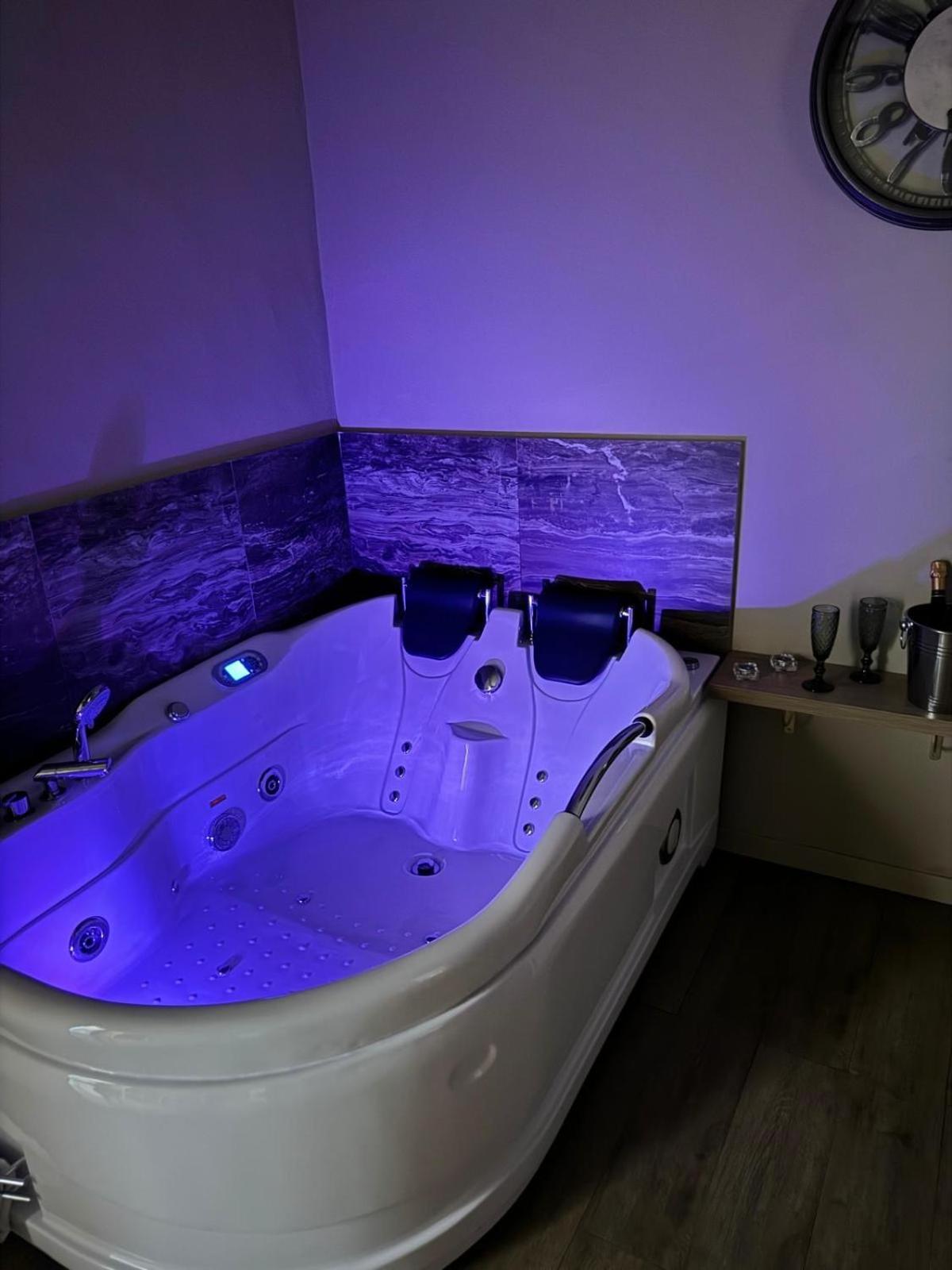 פלרמו Bibi Rooms And Suite מראה חיצוני תמונה