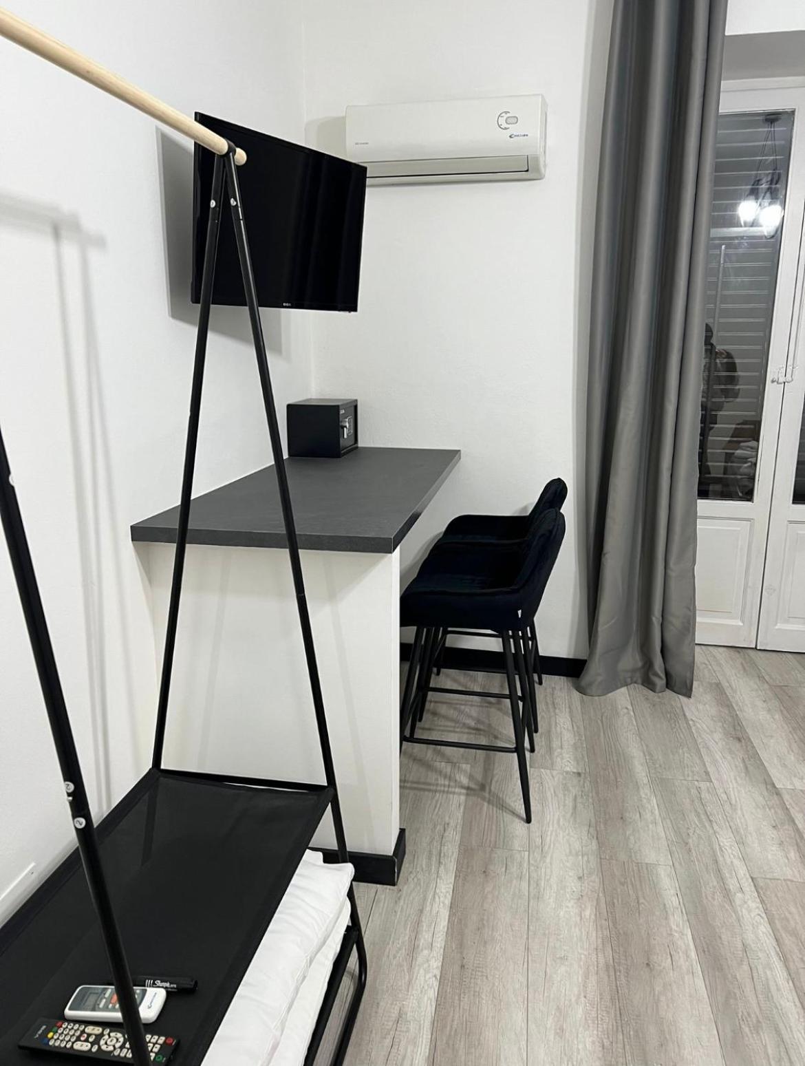 פלרמו Bibi Rooms And Suite מראה חיצוני תמונה
